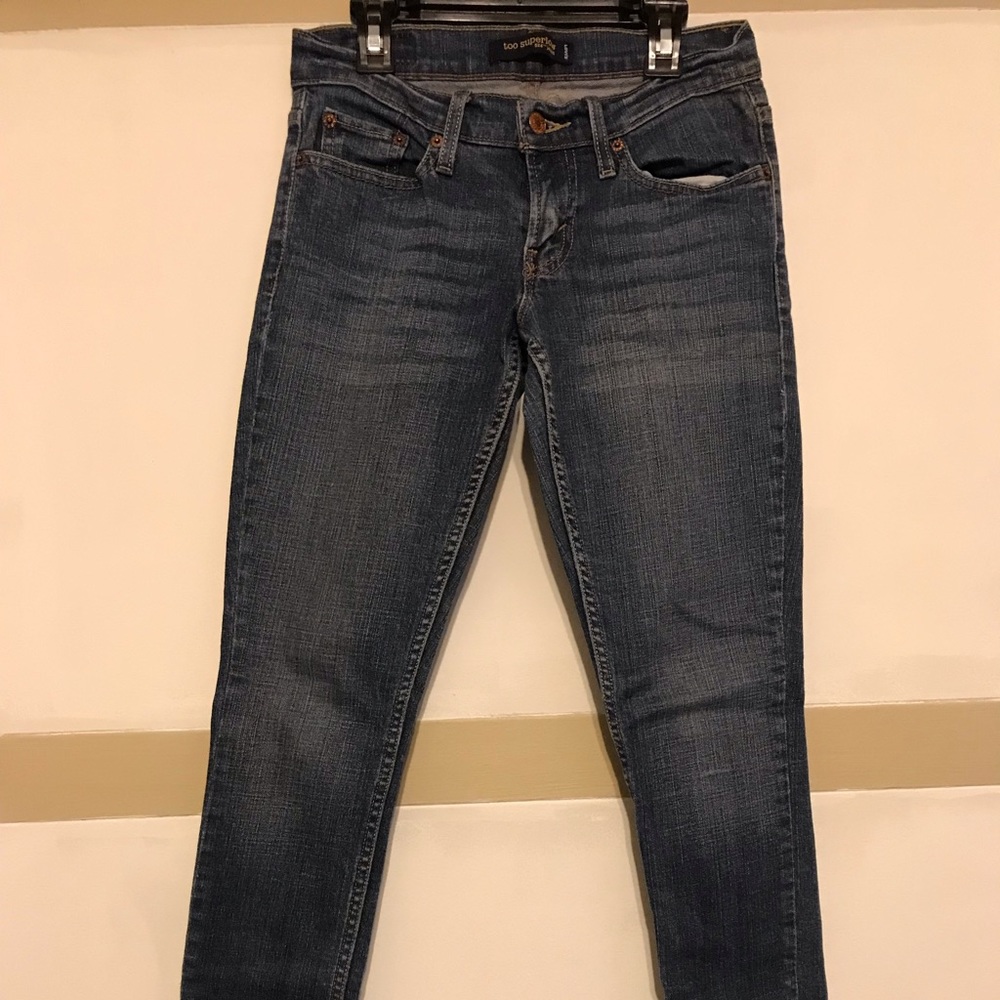 Levi’s too super-low 524 jeans